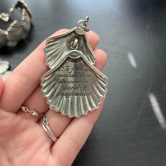 Brighton Silver Shell Set - Picture 2 of 3